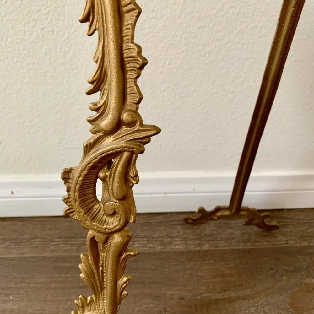 Vintage Iron Art Free Stand Pictured Frame